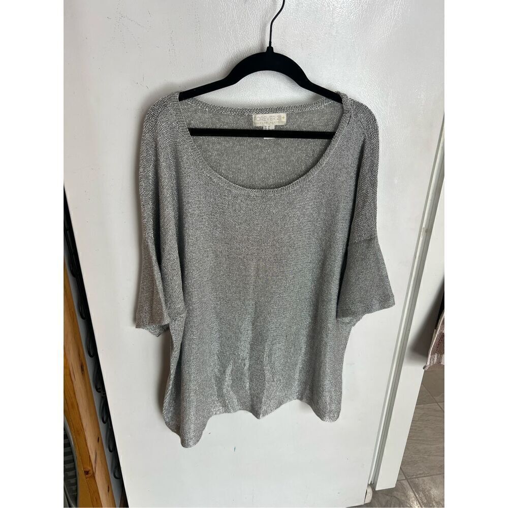 Forever 21+ Plus Sizes Grey Top Woman’s Size 3X
